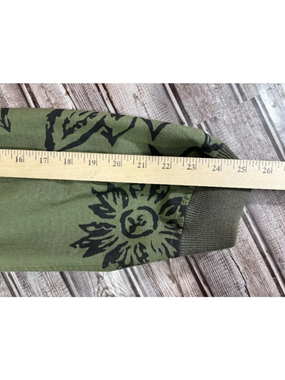 Engineered Garments Floral Print Ripstop Aviator Jacket size L color Olive